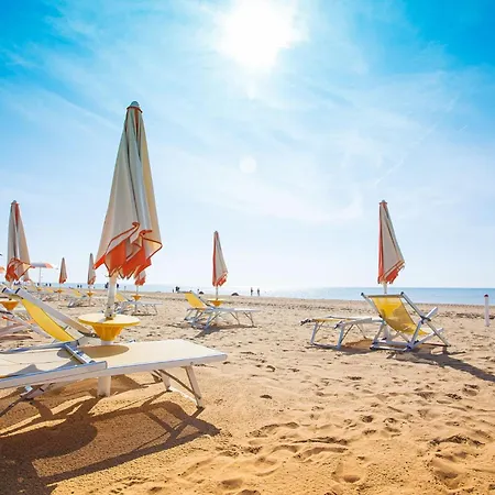 Apartamento Colorful And Bright Apartment-beahost Bibione
