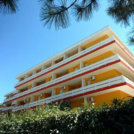 Appartement Colorful And Bright Apartment-beahost *