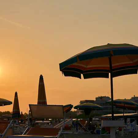 Colorful And Bright Apartment-beahost * Bibione